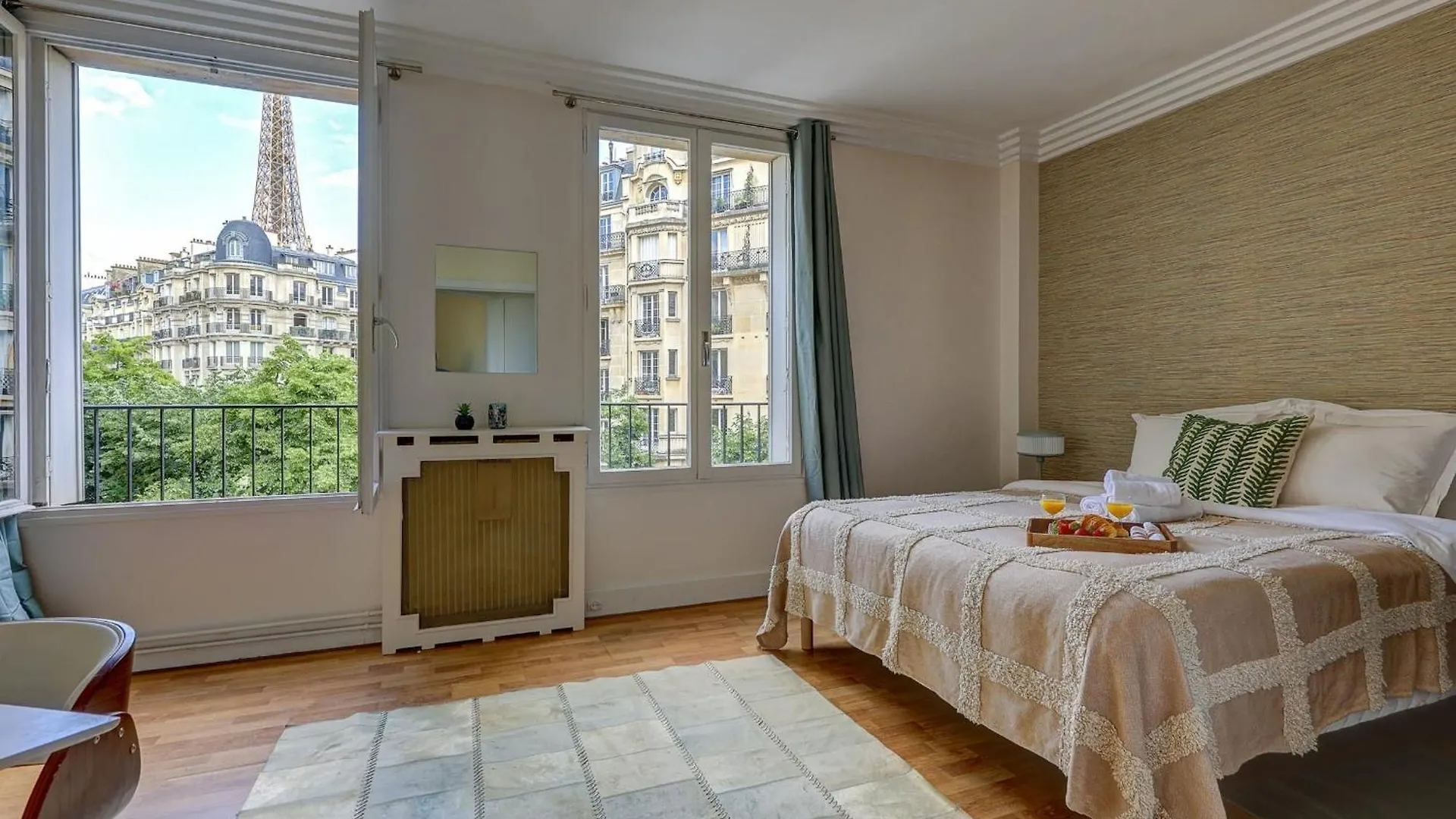 Apartamento Champ De Mars & Eiffel Tower - 1Br - Cityapartmentstay Paris